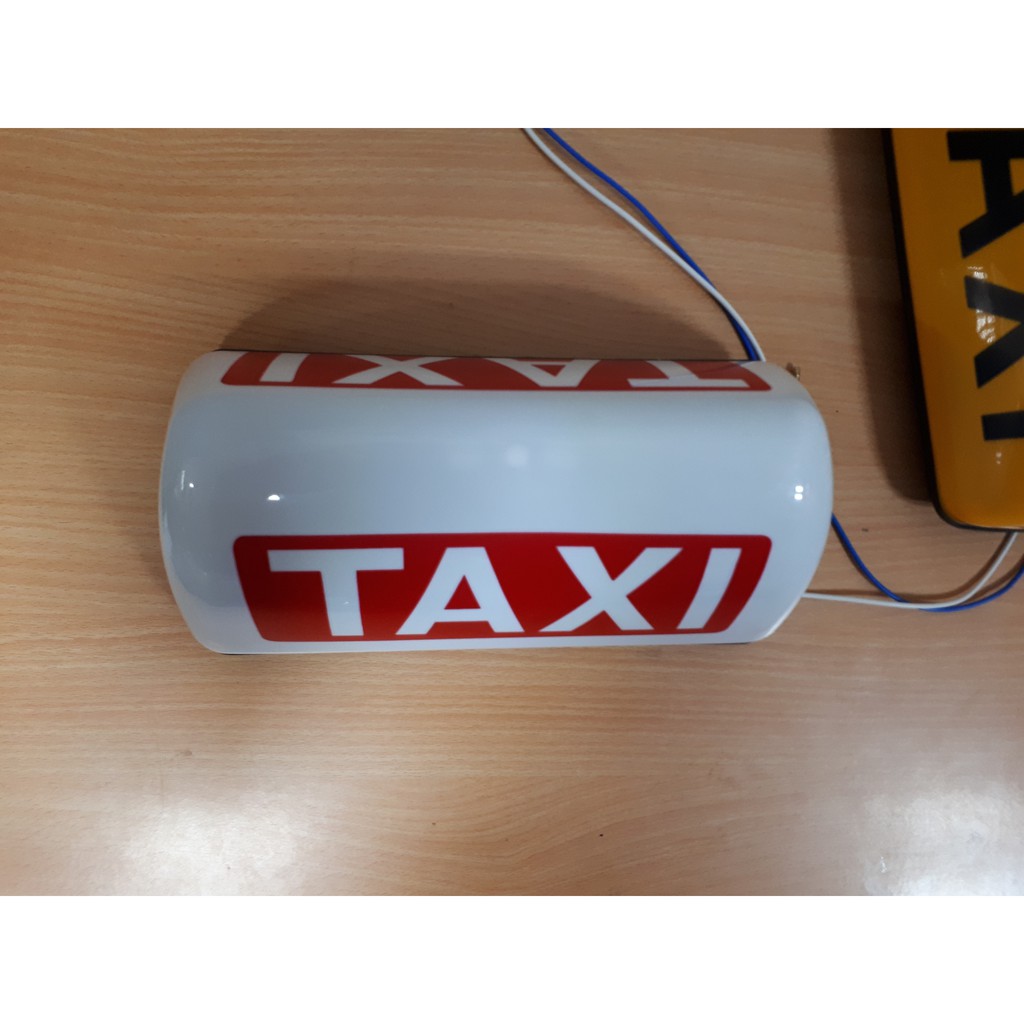 MÀO TAXI CÓ ĐẾ NAM CHÂM VÀ CÓ ĐÈN