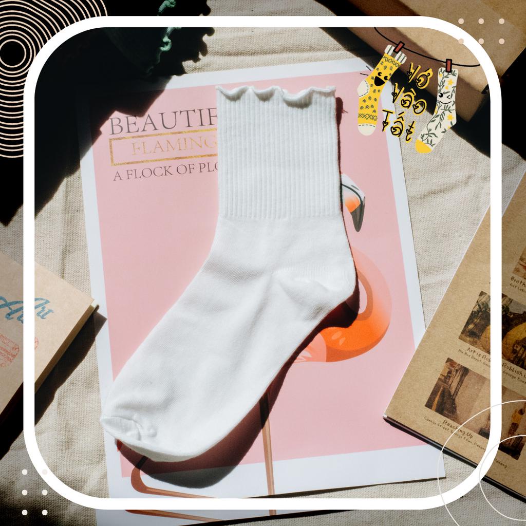 VỚ TẤT NỮ CỔ CAO TRUNG TRẮNG VIỀN BÈO NHÚN ĐEN