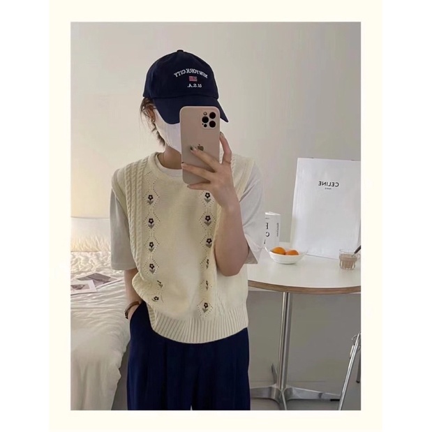 Gile không tay sát nách thêu hoa , Cổ tròn ulzzang hàng loại 1 có sẵn