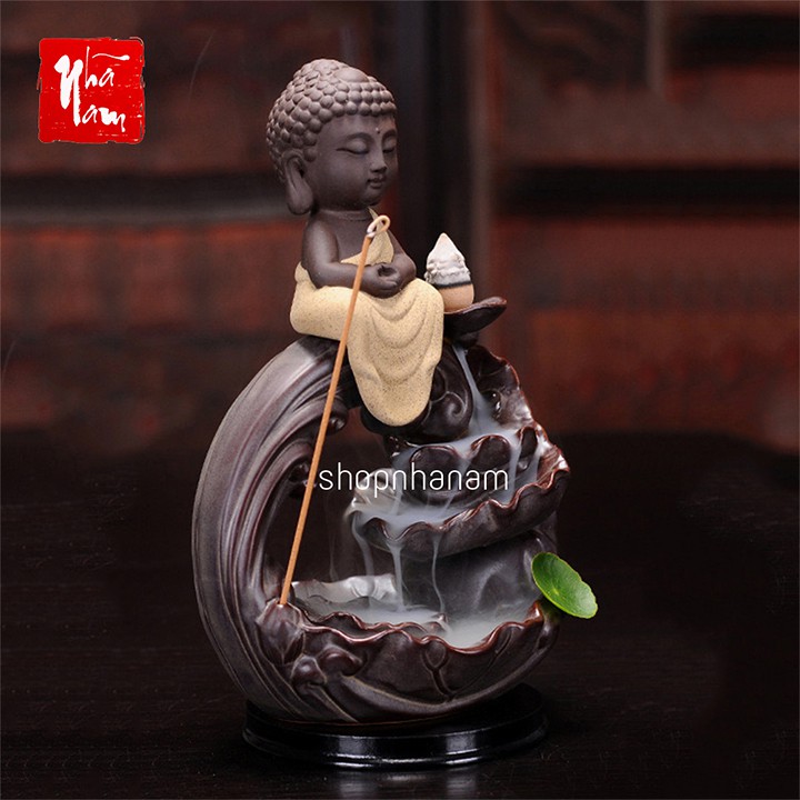 Thác khói trầm hương để bàn tặng 3 nụ trầm phật thích ca vi tiếu quan âm địa tạng