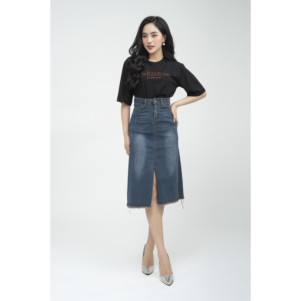 Chân váy bò nữ dáng A, chân váy Jeans dáng dài xẻ trước, túi ốp thân sau FIONA B242007