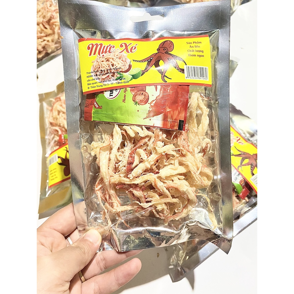 Khô mực xé sợi hấp nước dừa, kèm tương ớt hàng Việt Nam đồ ăn vặt Hà Nội