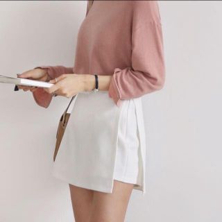 Quần váy bui le my linh