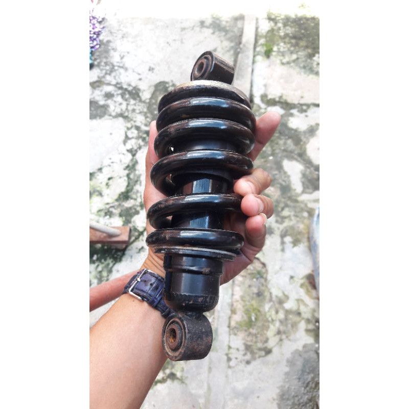 Phuộc sau exciter135