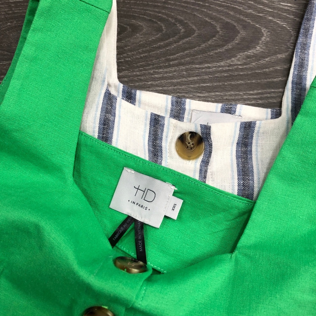 Áo HD PARIS crop nút dây bảng 2M