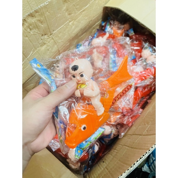 đèn trung thu em bé cưỡi cá chép tặng kèm pin