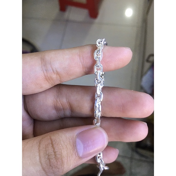 Lắc tay bạc kiểu chữ công  Khoá S dài 17cm  Giá 370k Sđt/Zalo 0858871899