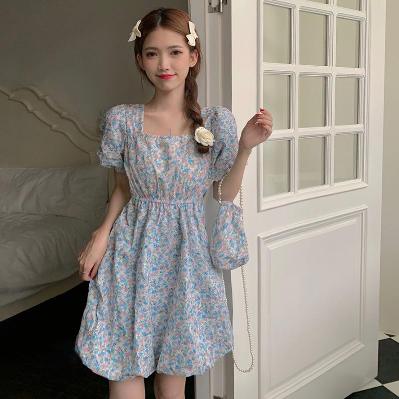 Đầm Dáng Chữ a Tay Phồng Cổ Vuông In Họa Tiết Hoa Phong Cách Pháp Thời Trang Mùa Hè Mới