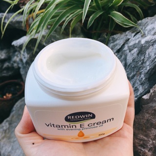 Kem dưỡng vitamin E Redwin