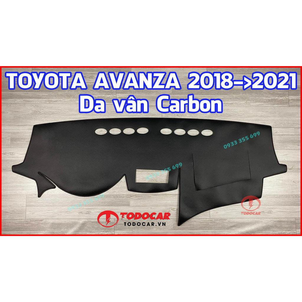 Thảm Taplo TOYOTA AVANZA bằng Nhung lông Cừu hoặc Da vân Carbon, Da vân Gỗ 2018 2019 2020 2021 2022 2023 2024 2025 2026+