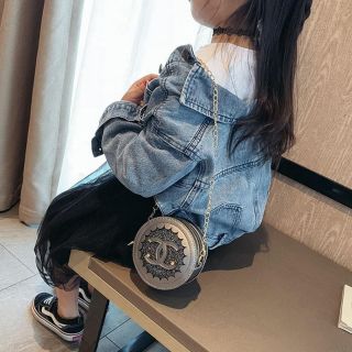 Ut phung ..