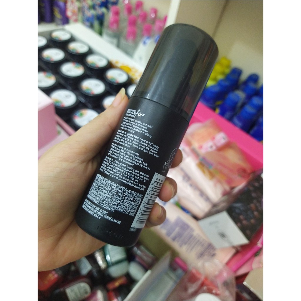 Xịt khoáng L'Oreal Paris Infallible Makeup Extender kiềm dầu dưỡng ẩm khóa lớp trang điểm | BigBuy360 - bigbuy360.vn