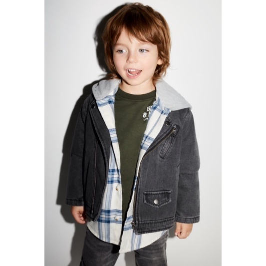 Áo Khoác Biker Bé Trai Lót Nỉ Dày Dặn Đen Bạc ZR