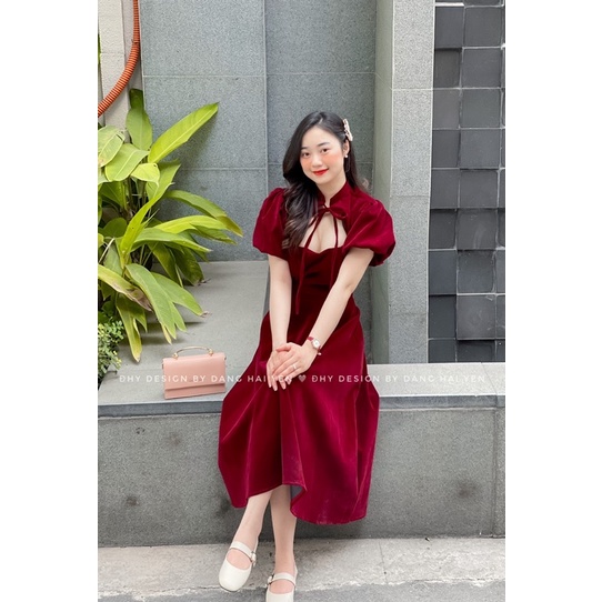 Váy nhung cổ sườn xám Sense Dress đỏ đô sang trọng