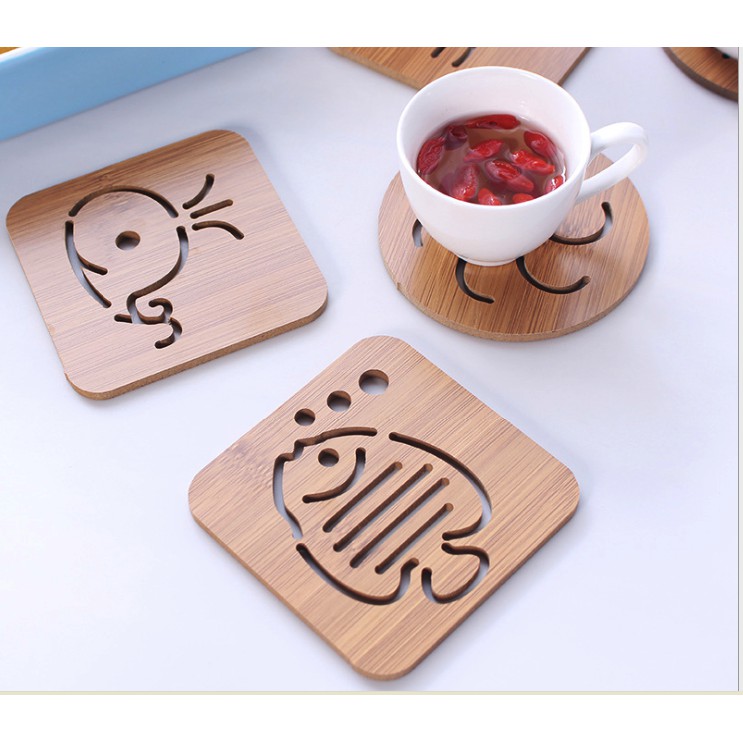 Miếng Gỗ Lót Cách Nhiệt Hoạ Tiết Bàn Ăn, Nhà Bếp