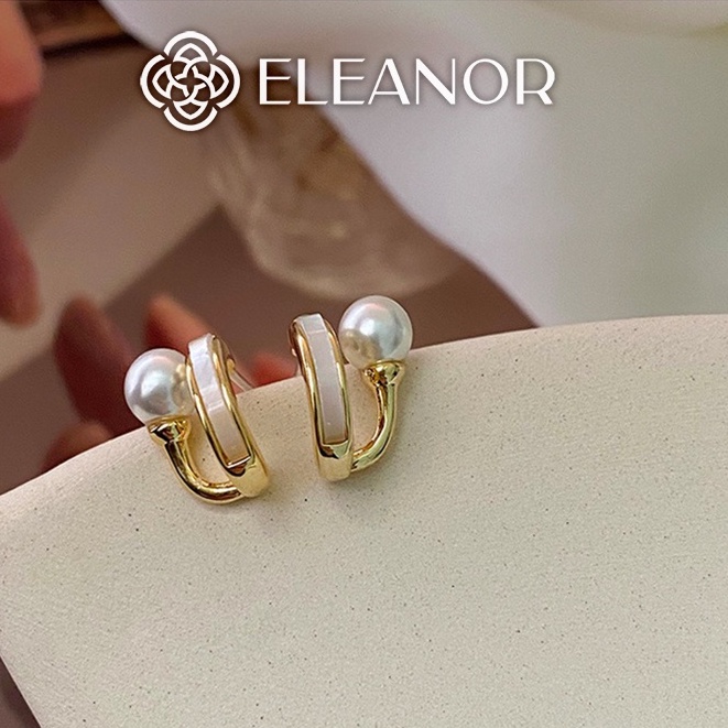 Bông tai nữ chuôi bạc 925 Eleanor Accessories ngọc trai nhân tạo viền cong phụ kiện trang sức 3422