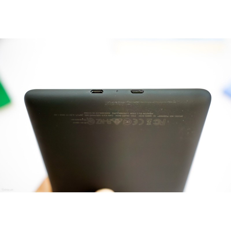 Kindle Paperwhite 4 tặng kèm ốp lưng | BigBuy360 - bigbuy360.vn