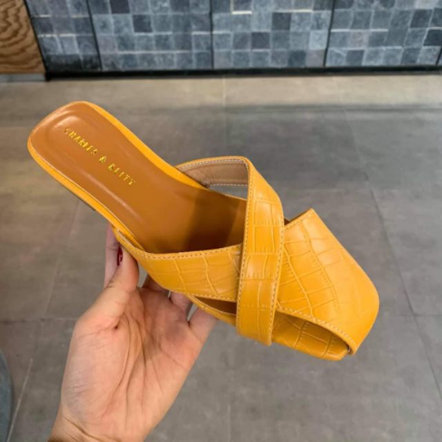 Sục siêu hót hít