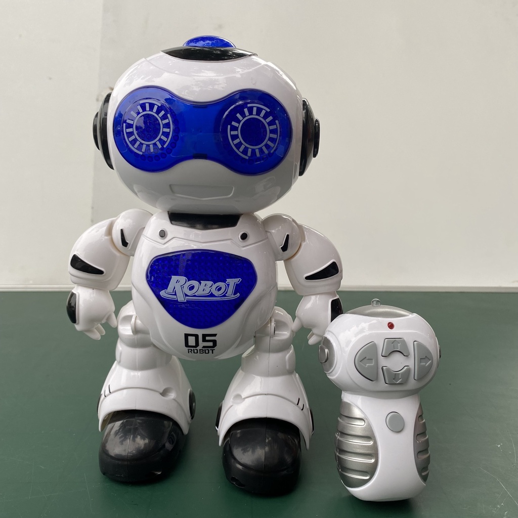 Đồ chơi ROBOT điều khiển từ xa biết đi có nhạc đèn phát sáng NO.606-1