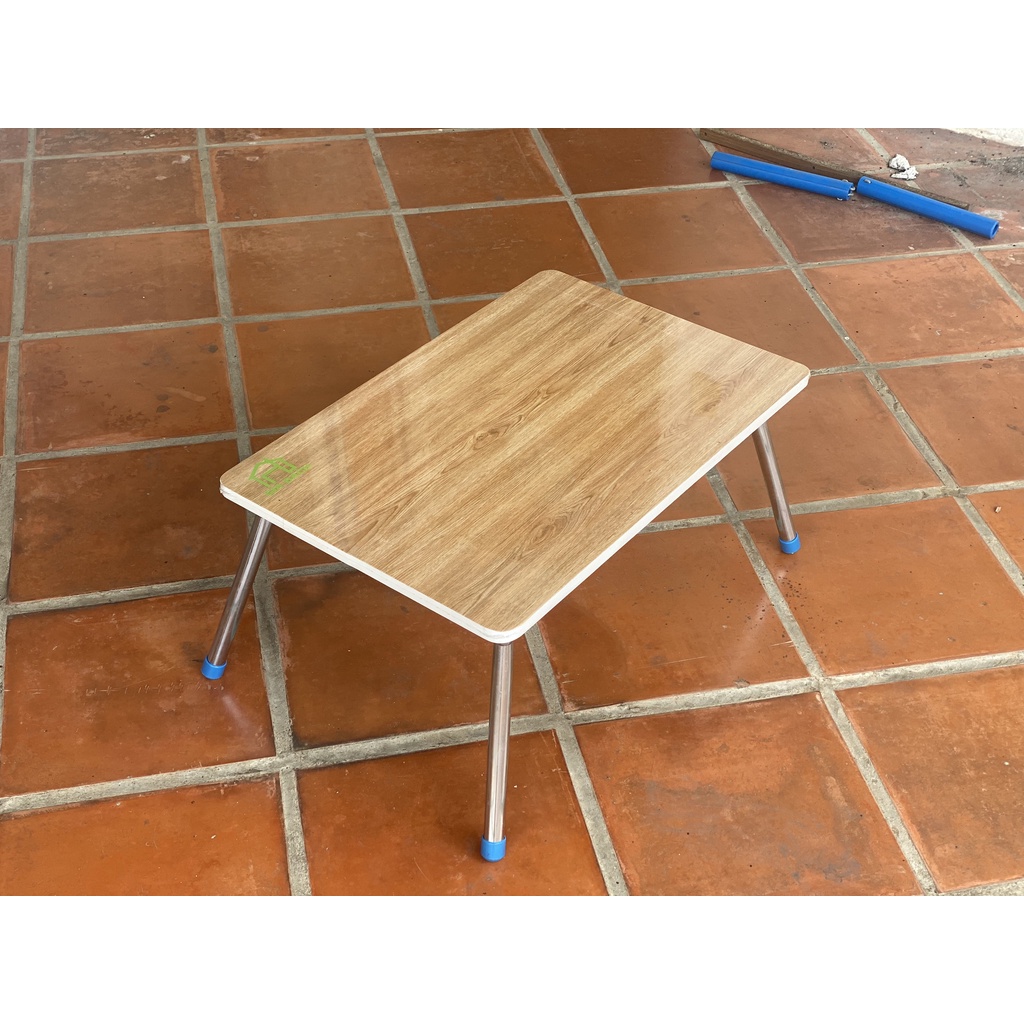 [OVG] Bàn Học Sinh, Sinh Viên Nội Thất DT Chân Gấp Xếp Gọn ( R40cm x D60cm x C30cm)