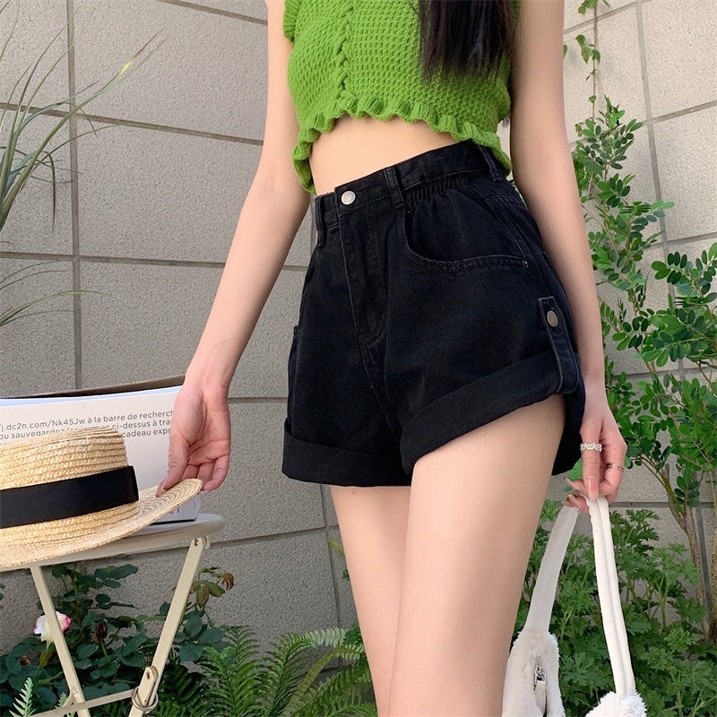 Quần sooc jean chất bò mềm , cạp có chun trên , lưng cao hách dáng
