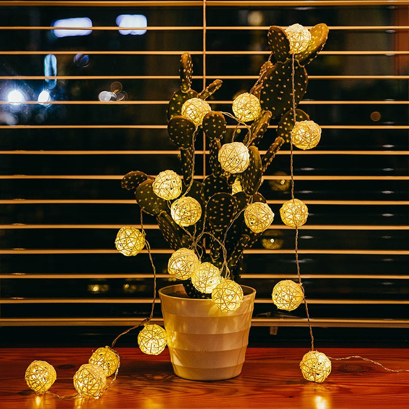 Đèn LED Trang Trí Với Bóng Đèn Cầu Mây 3M 20 Đèn - Trang Trí Giáng Sinh Noel, Phòng Khách