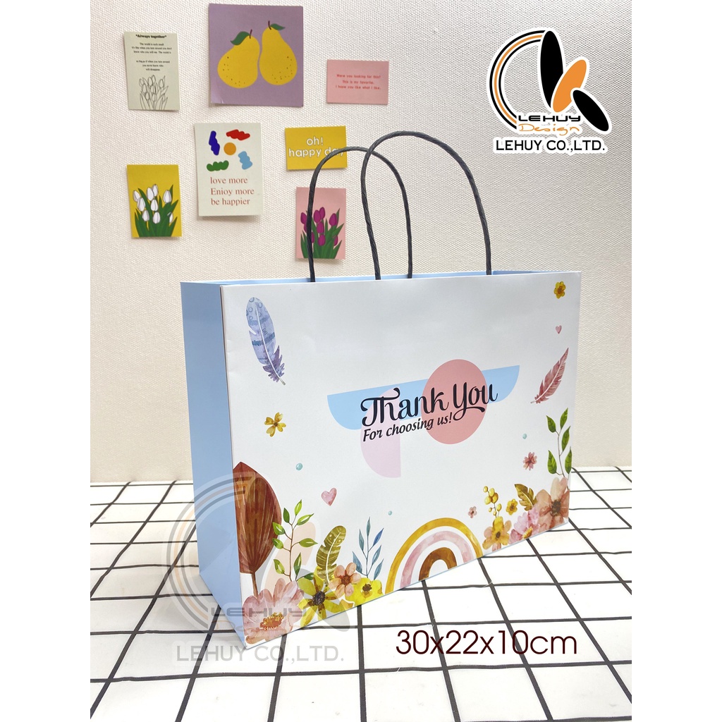 10 Túi giấy ngang lớn đựng quà in họa tiết màu xanh trắng KT 30X22X9.5 CM