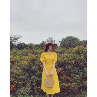 Váy cổ V tay bồng