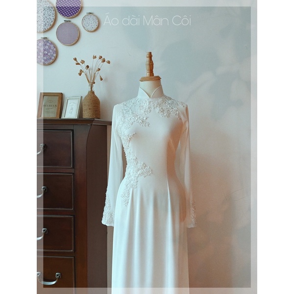 Áo dài cô dâu trắng đơn giản
