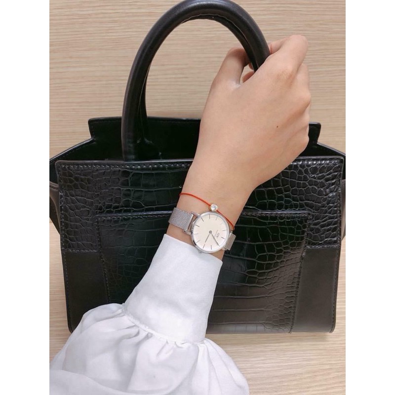 VÒNG TAY CHỈ ĐỎ KIM VÀNG KÈM HỘP NHUNG THÁI LAN