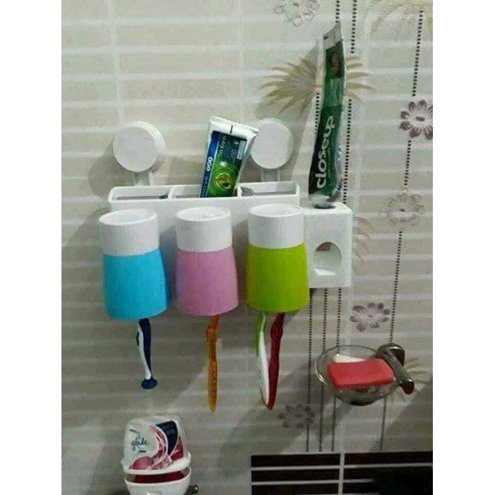 Bộ nhả kem đánh răng tự động 3 cốc
