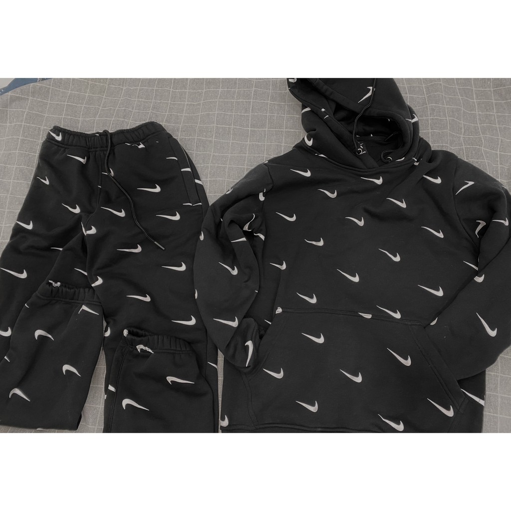 Set quần + áo tee Swoosh logo in