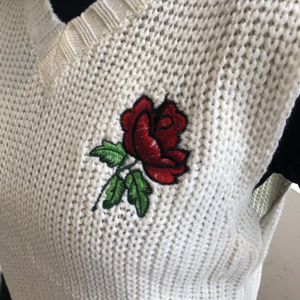 Áo khoác len lửng thêu hoa hồng A855