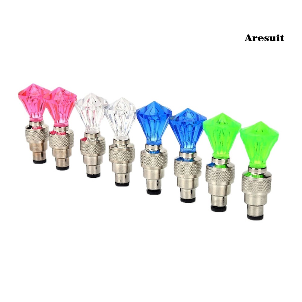 2 Nắp Van Bánh Xe Đạp / Xe Máy / Ô Tô Hình Viên Kim Cương Có Đèn led