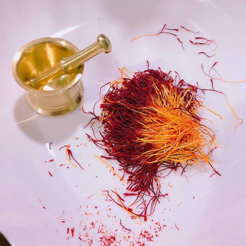 Nhụy Hoa Nghệ Tây Saffron Iran Nguyên Bản Hộp 2gr