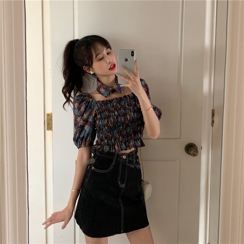 Áo croptop tay phồng cổ rời lisa style Hàn Quốc