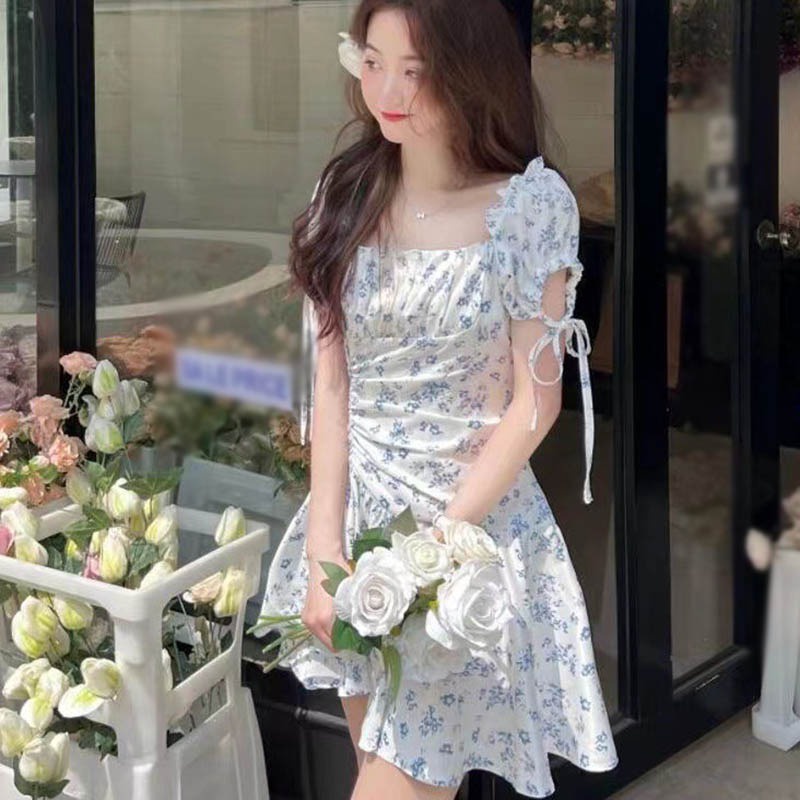 Đầm Hoa Tay Phồng Ngắn Cổ Vuông Dáng Ôm Thời Trang Mùa Xuân Thanh Lịch Cho Nữ