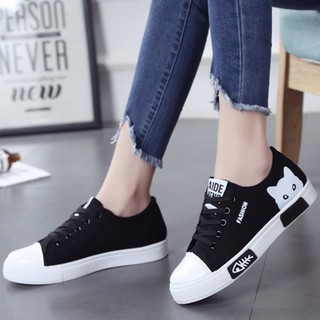 Giầy thể thao nữ mèo đen
