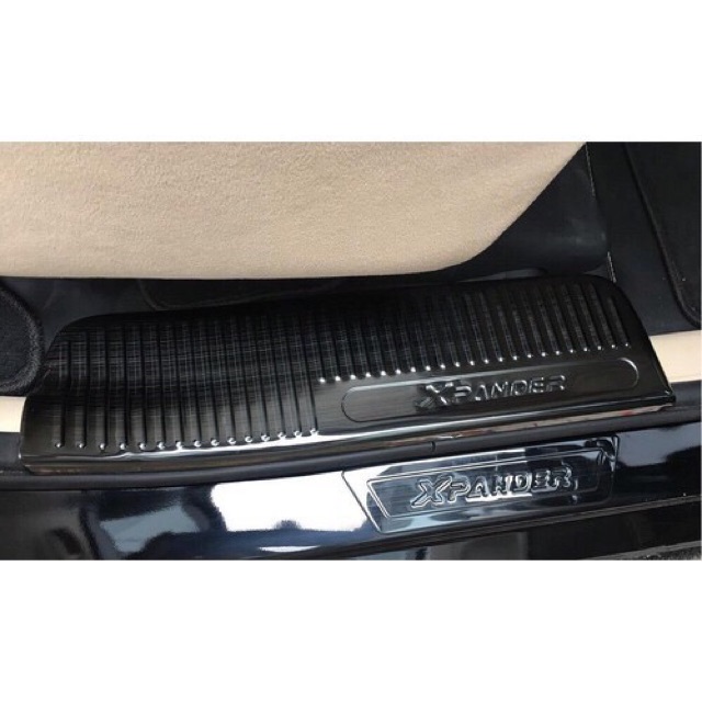 Ốp bậc cửa Xpander 2018 - 2021 Titan cao cấp