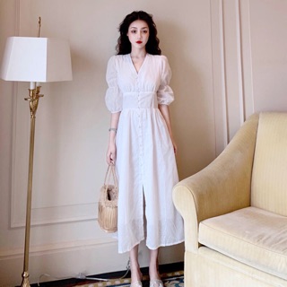 Váy trắng dáng dài