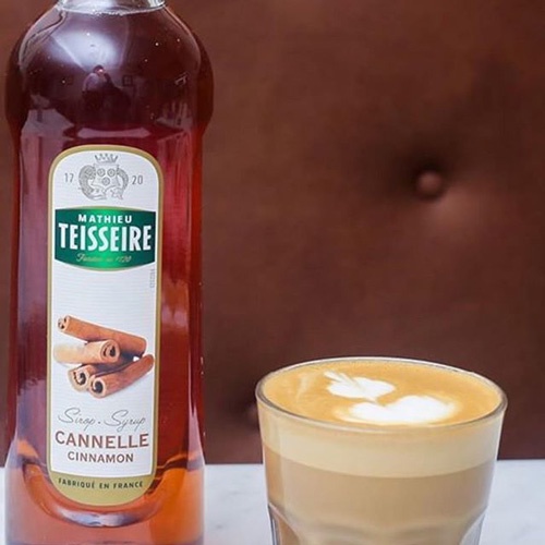 Siro Quế hiệu Teisseire chai 700ml.  Hàng công ty có sẵn. Giao hàng ngay