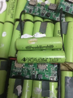 Pin 18650 dung lượng 2500 mah