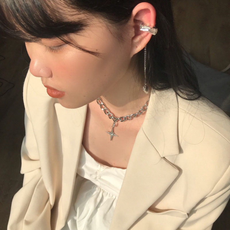 vòng cổ Mặt Thánh Giá Đính Kim Cương Nhân Tạo