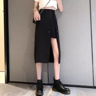 [Sẵn] Chân váy đen vạt chéo cá tính đan dây corset style Hàn Quốc