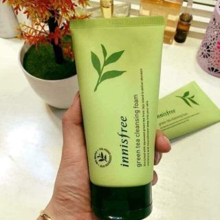 Sữa rửa mặt trà xanh INNISFREE GREEN TEA CLEANSING FOAM