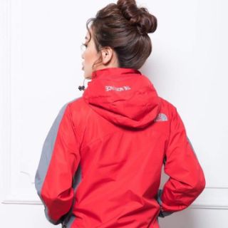 Gió nữ the northface