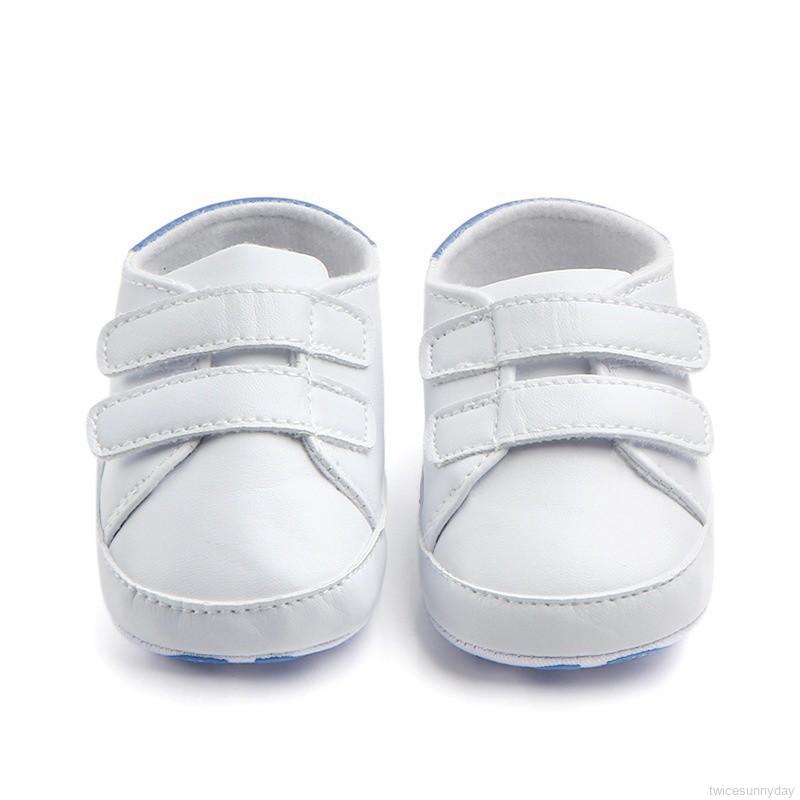 Giày thể thao bằng da PU phong cách đơn giản xinh xắn cho bé