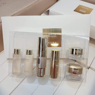 set mini 6 sản phẩm HERA SIGNIA WATER & SIGNIA EMULSION NHŨ BỘT VÀNG 24K CÙNG TINH CHẤT HOA THỦY TIÊN