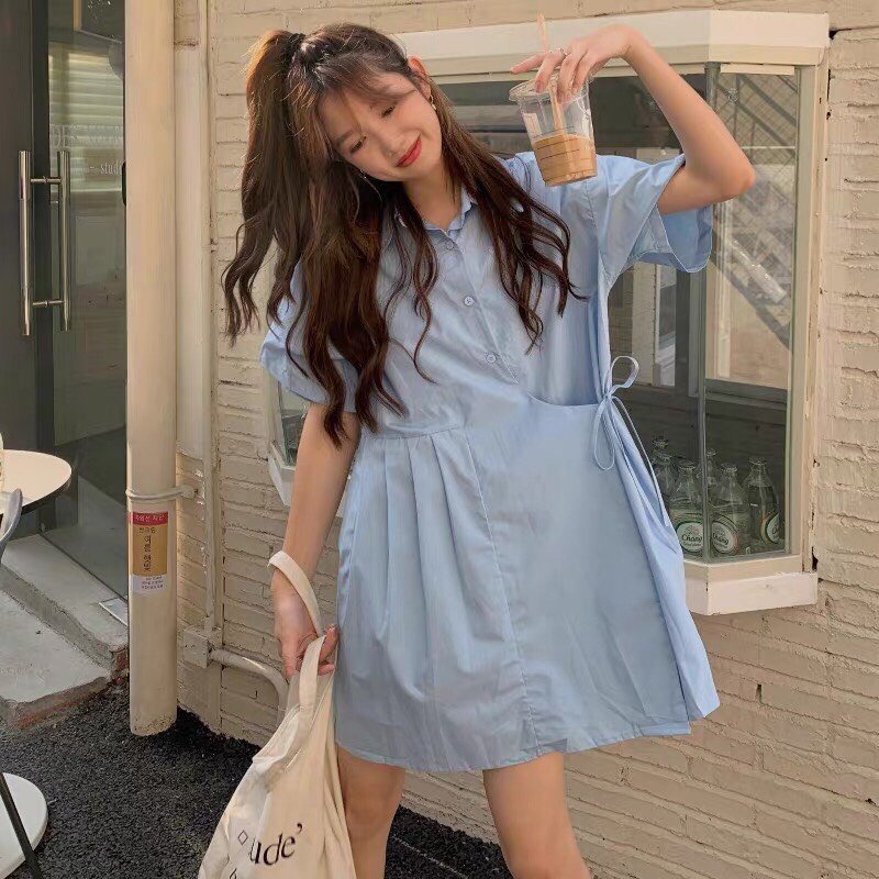 Đầm Sơ Mi Baby Doll Buộc Nơ Eo Be Trắng Xanh - Váy Cài Cúc Cổ Bẻ Thắt Dây Hông 4 Màu
