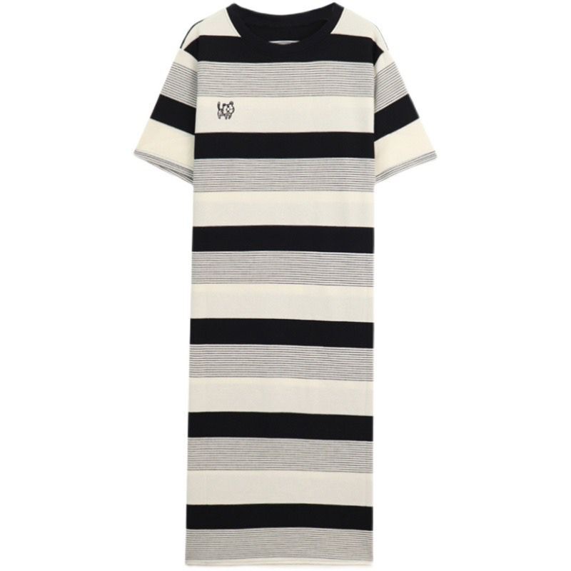 Đầm Tay Ngắn Dáng Rộng Họa Tiết Thêu Kẻ Sọc Thiết Kế Xẻ Tà Phong Cách Cổ Điển Thời Trang Mùa Hè Mới Cho Nữ